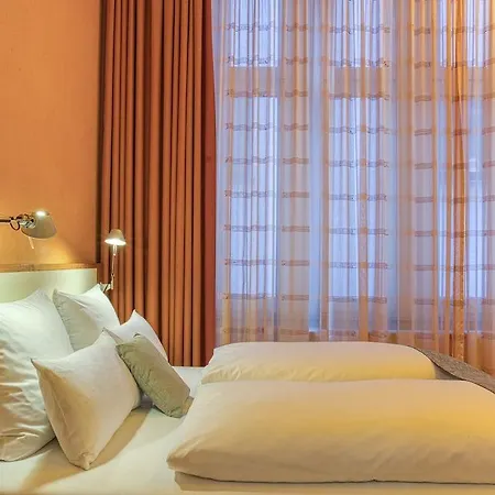 Hotel Western