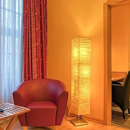 Western Hotel 3*